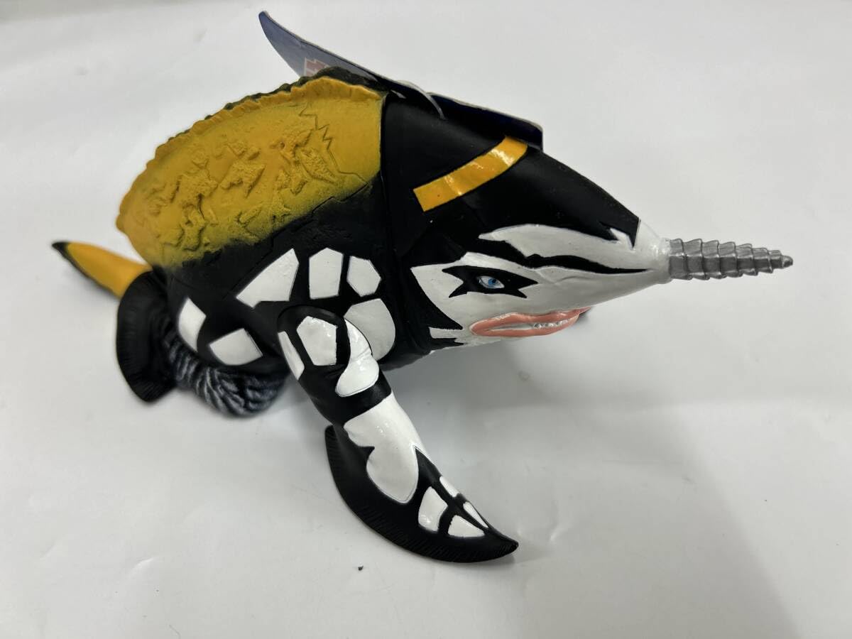 Amazon.co.jp: ウルトラ怪獣シリーズ19 深海怪獣 グビラ : おもちゃ